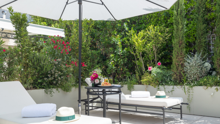 Créez un aménagement de toit-terrasse exceptionnel : votre oasis urbaine en hauteur